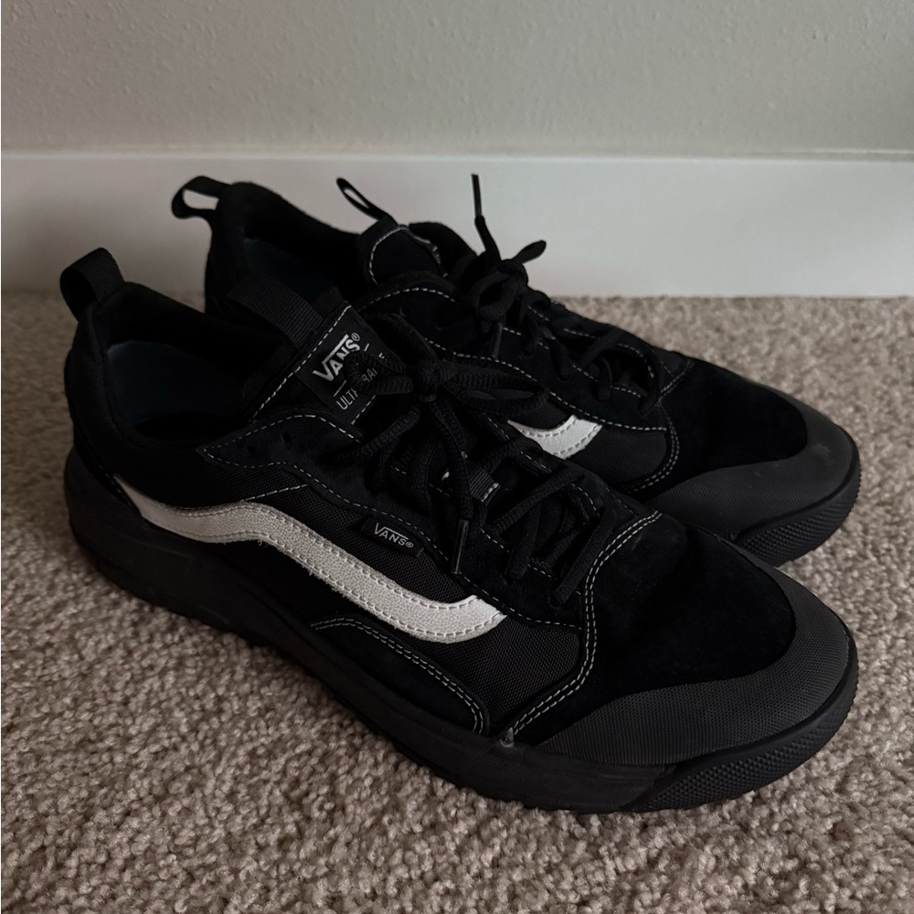 Vans Ultra Range Sneakers